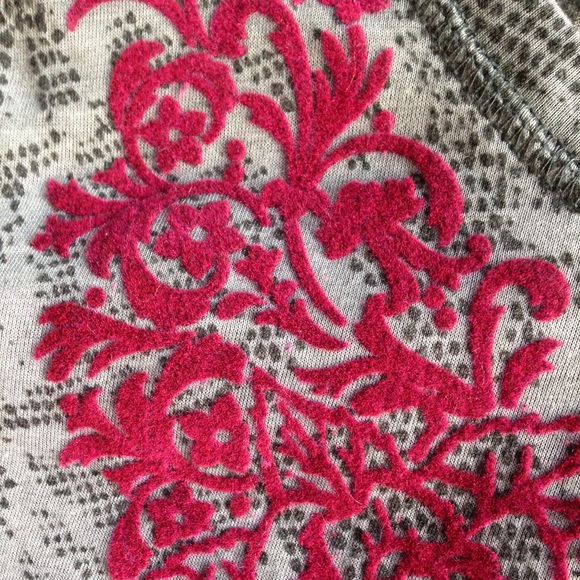 Daytrip The Buckle 3/4 Sleeve Embellished Top Sm - Picture 3 of 4